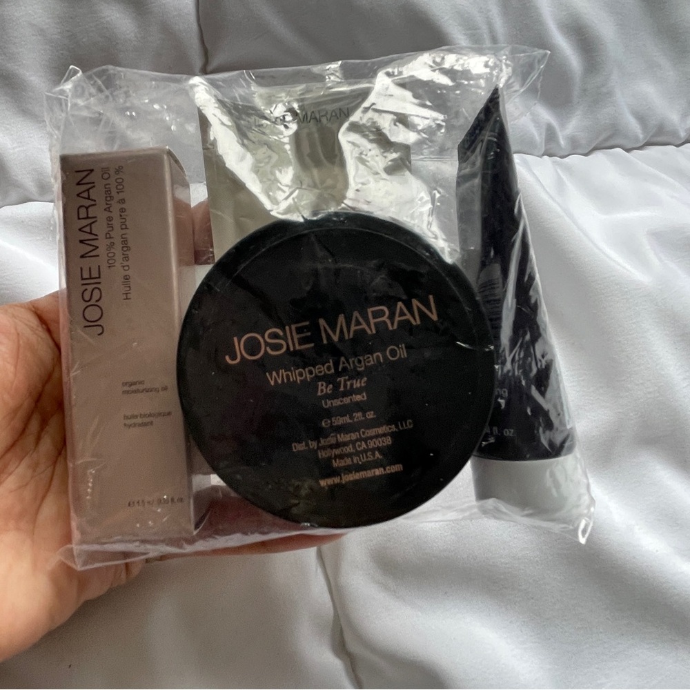 JOSIE MARAN Whipped Argan Oil Set in Black and Rose Gold - Picture 2 of 2